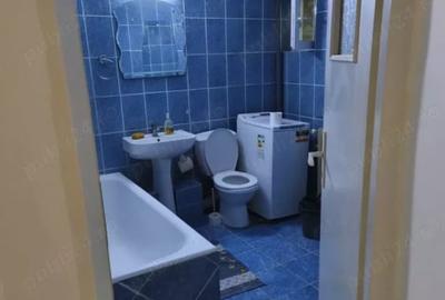 400 euro!Ap 2 cam decomandat in Podul de Fier - 4