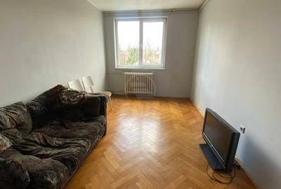 Apartament cu 3 camere decomandat în Plopilor - 1