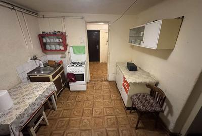 Apartament cu 3 camere decomandat în Central - 3