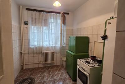 CENTRU | 3 CAMERE DECOMANDAT | ETAJ 1 - 3