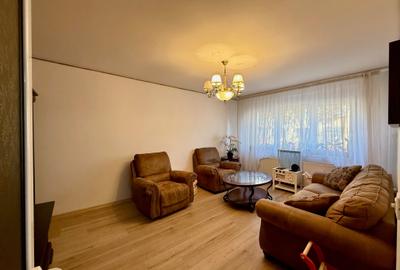 Apartament cu 3 camere decomandat, mobilat în Berceni