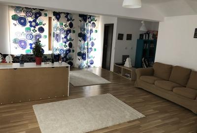 Casă cu 6 camere cu Teren 286 Mp în Eroii Revoluției - 4