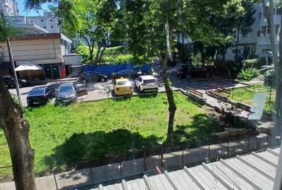 Apartament cu 3 camere decomandat în Faleza Nord - 8