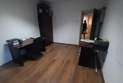 Apartament 3 camere,pretabil birouri,Spa?iu comercial,Pantelimon - 9