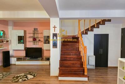 Casă individuală cu 4 camere cu Canalizare în 1 Decembrie - 12