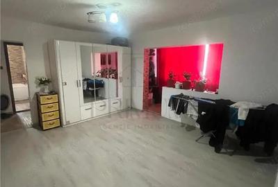 UMT - MUZEUL SATULUI - 3 CAM - ETJ.3 - 2 BAI - 2 BALCOANE - IZOLAT - SPATIOS - 1