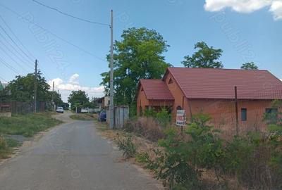 Teren de 2484 mp, în Malcoci - 1