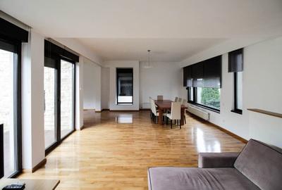 Iancu Nicolae: Vila deosebita cu 5 camere, in complex linistit! - 3