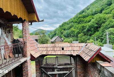 Casă cu 4 camere cu Teren 240 Mp în Central - 16