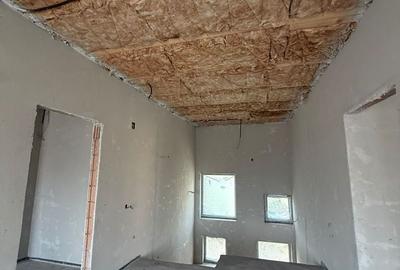Casă cu 4 camere cu Teren 500 Mp în Corunca - 15