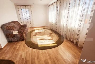 Apartament cu 3 camere decomandat în Micești - 1