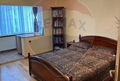 DE INCHIRIAT Apartament cu 4 camere in zona Scriitorilor - 8