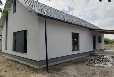 Casă cu 3 camere în Iecea Mică - 6