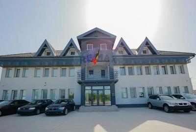 Spațiu comercial, de 10 mp, în Central - 2