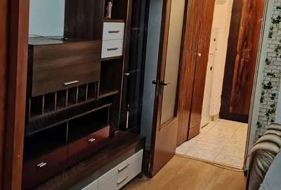 Proprietar - inchiriez garsoniera - 2