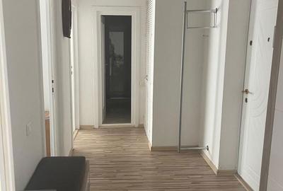 Apartament cu 3 camere decomandat în Central - 2