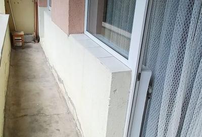 Apartament cu 3 camere decomandat în Traian - 6