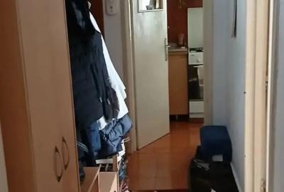 Apartament cu 3 camere semidecomandat în Policlinica - 3