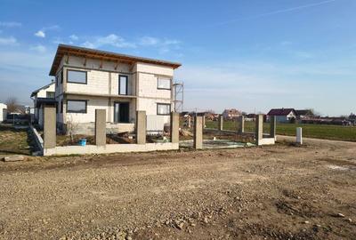 Casă cu 4 camere în Mihai Viteazu - 5