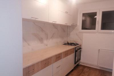 Garsonieră decomandată în Astra - 3