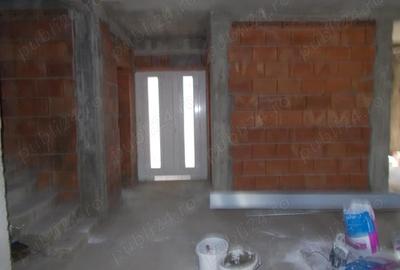 Casă cu 4 camere în Mehala - 5