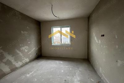 Casă cu Teren 400 Mp în Sânmihaiu Român - 2