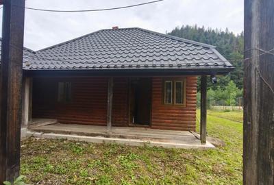 Casa de vacanta , zona Soarecului , Marginea - 3