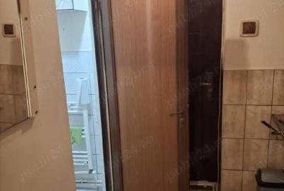 Garsonieră decomandată în Podu Roș - 3