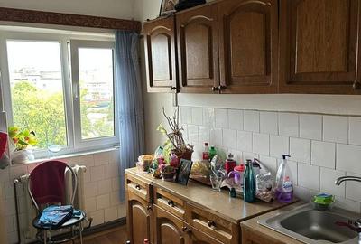 Apartament cu 2 camere semidecomandat în Micro 2 - 3