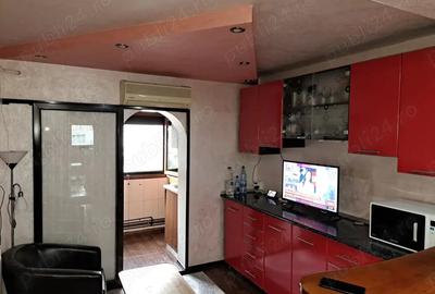 Apartament 2 camere, decomandat, strada Lirei - 9