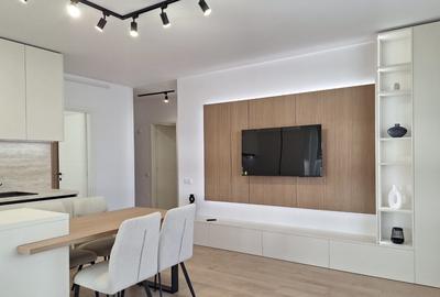 Apartament cu 2 camere semidecomandat, mobilat în Florești