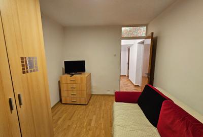 Apartament cu 3 camere decomandat, mobilat în Apusului - 6