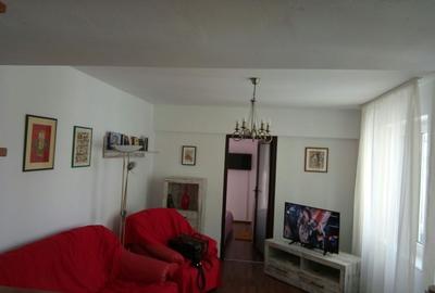 Apartament cu 2 camere semidecomandat, mobilat în Universitate - 2