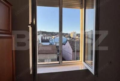 Apartament cu 2 camere decomandat în Central - 6