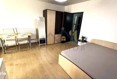 Garsonieră semidecomandată în Micro 3 - 5