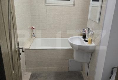 Apartament de vanzare cu 2 camere, 57 mp, zona Micro 16 - 8