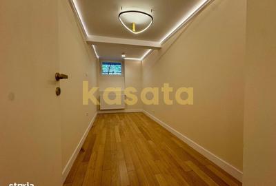 Apartament cu 5 camere în Romană - 18