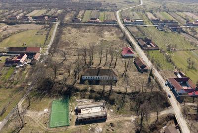 Casă individuală cu 8 camere cu Canalizare în Maciova - 25