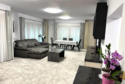 Apartament cu 4 camere decomandat în Primăverii