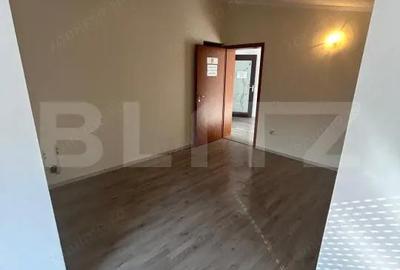 Apartament cu 5 camere semidecomandat în Dumbrăvița - 8