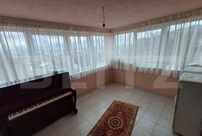 Casă cu 6 camere cu Teren 950 Mp în Central - 16
