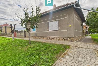 Casă cu teren generos, zonă centrală, Curtici - 8