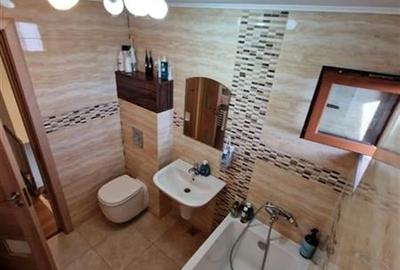 Apartament de Lux cu 3 Camere și Scara Interioară ? De V?nzare Teilor - 7