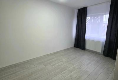 De vanzare apartament cu 4 camere, zona Pietei, complet renovat, 76.490 euro - 5