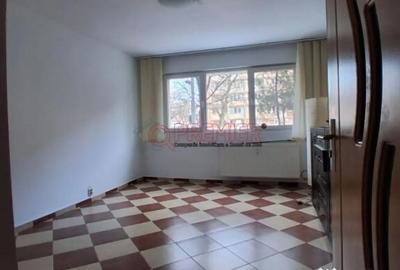 Garsonieră decomandată în Cantemir - 18