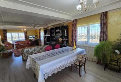 Casă cu Teren 2167 Mp în Ruși - 4