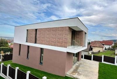 Casa Individuala, 245 MP, 415 MP teren, Zona Europa - 2