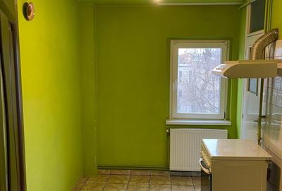 Apartament cu 3 camere decomandat în Central - 8