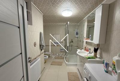 Casă individuală cu 8 camere cu Teren 493 Mp în Noua - 20