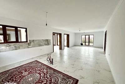 Casă cu 8 camere cu Canalizare în Sacoșu Turcesc - 3